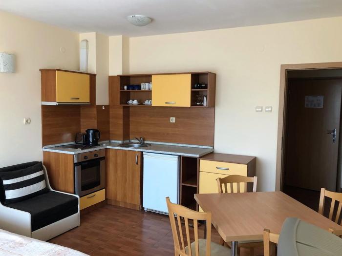 complex golden dreams