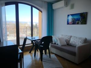 complex golden dreams