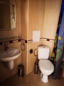 complex golden dreams