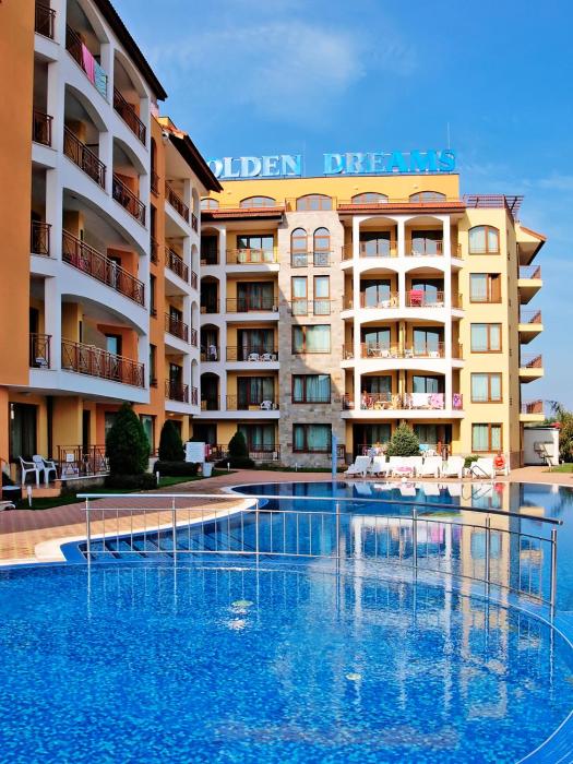 complex golden dreams