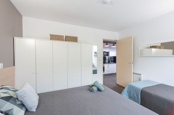 residencia universitaria resa campus del mar