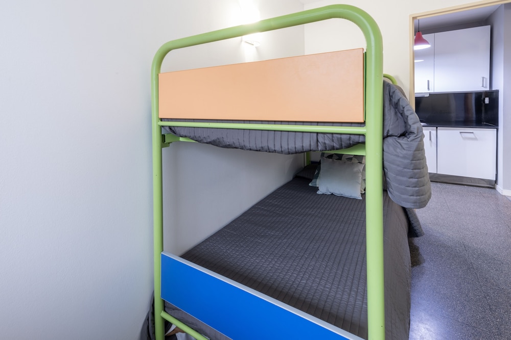 residencia universitaria resa campus del mar