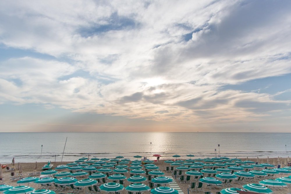 Hotel Saint Tropez,Montesilvano>>Abruzzo,3 star