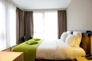 9hotel chelton