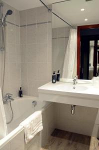 9hotel chelton