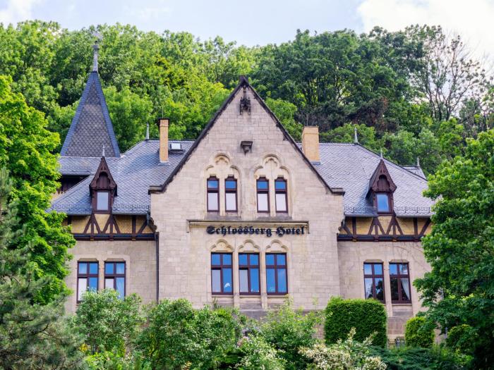 schlossberg hotel garni