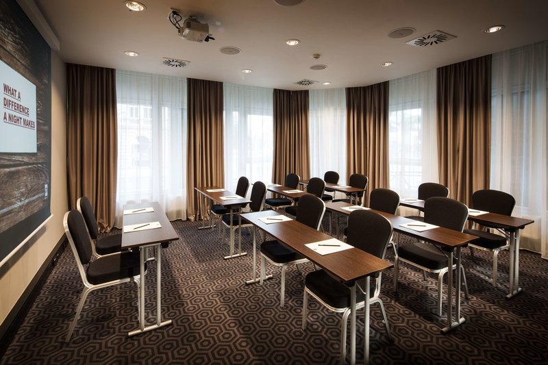 pentahotel prague ex ibis praha karlin