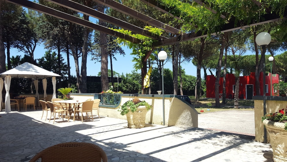 villaggio mithos