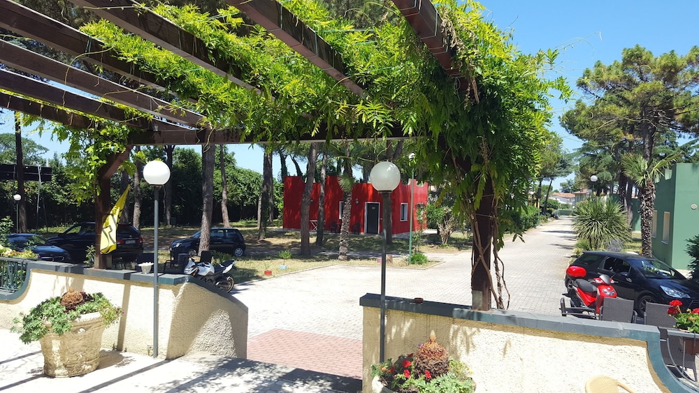 villaggio mithos