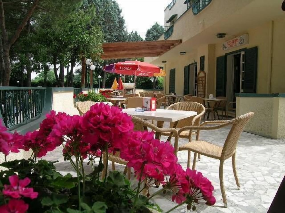 villaggio mithos