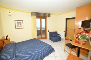 Hotel Lo Smeraldo,Cisternino>>Brindisi,4 star