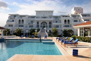 Casa Turquesa - Near Luxury Avenue Shopping Mall,Cancun>>Ballenas Beach,4 star