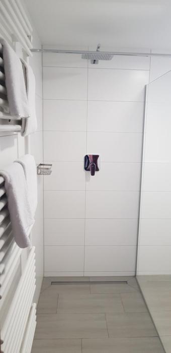 hotel and restaurant lindengarten