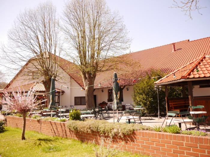 hotel and restaurant lindengarten