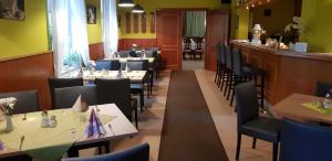 hotel and restaurant lindengarten