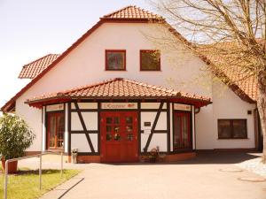 hotel and restaurant lindengarten