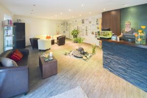 Boutique Hotel Villa Melsheimer,Moselstrasse 5, Reil, De,4 star