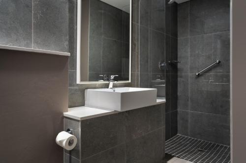 protea hotel by marriott cape town waterfront breakwater lodge