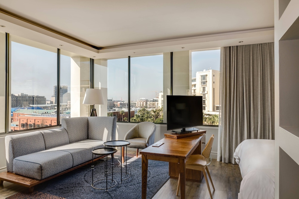 protea hotel by marriott cape town waterfront breakwater lodge