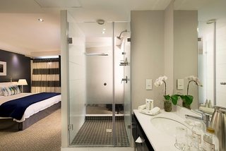 The Commodore Hotel,Western Cape>>Cape Town,4 star