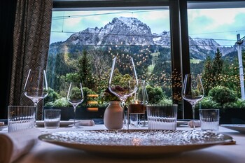 Hotel-Restaurant Valrose,Rougemont>>Gstaad,4 star