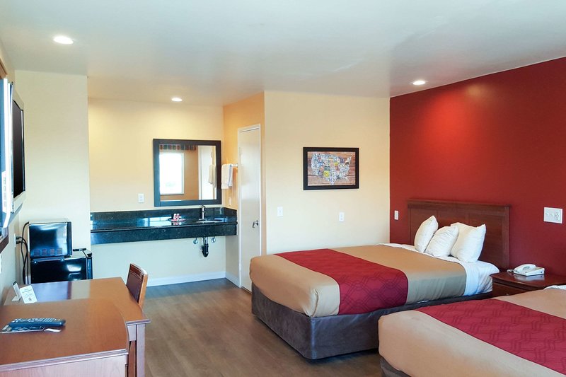rodeway inn carson los angeles south