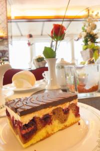 Themen Hotel Terrassen Cafe,Bad Pyrmont>>Bad Muender Am Deister,3 star