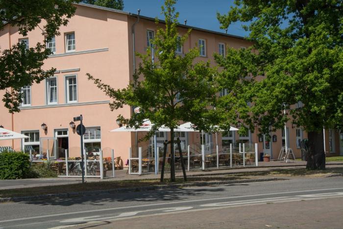 hafenhotel viktoria in lauterbach