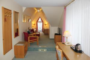 hotel zum marchenwald