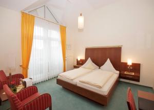 hotel zum marchenwald