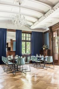 Schloss Teutschenthal,Nebra>>Bad Duerrenberg,3 star