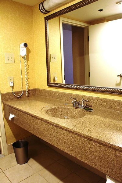 doubletree by hilton phoenix chandler