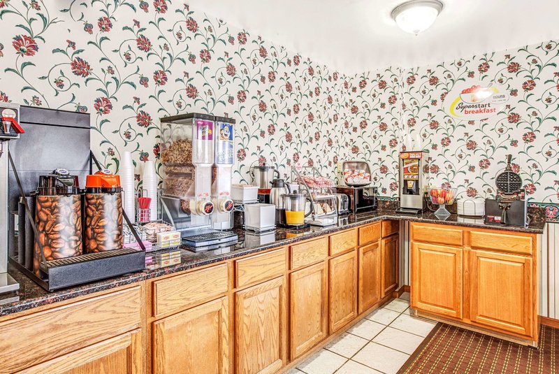 super 8 by wyndham mchenry fox lake area