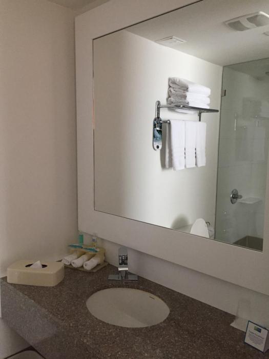 holiday inn express medellin by ihg