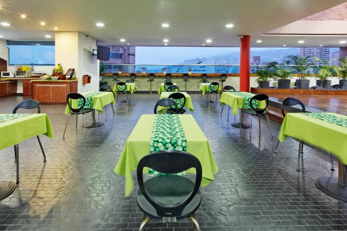 holiday inn express medellin by ihg