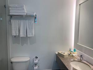 holiday inn express medellin by ihg