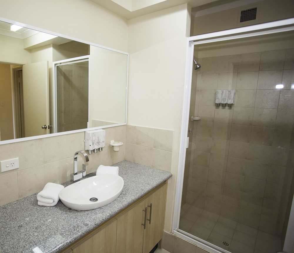 starwest apartments alderney on hay