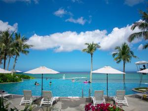 the moon beach museum resort