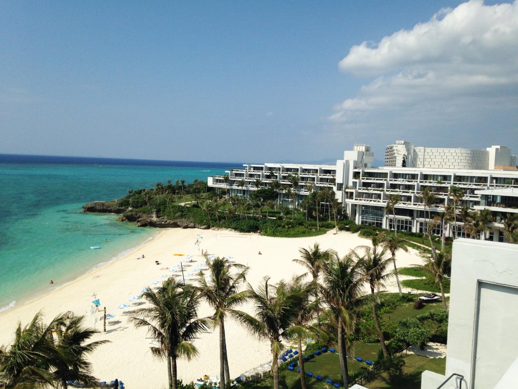 The Moon Beach Museum Resort,Okinawa Island>>Central Okinawa,4 star