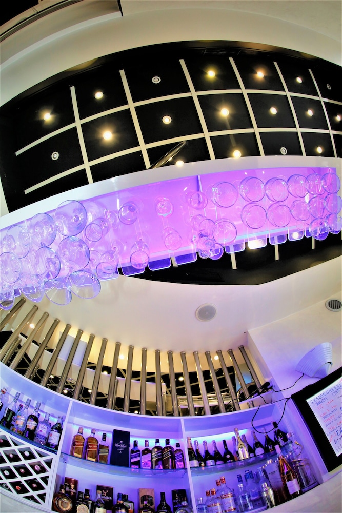 beverly hotel beirut