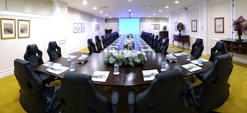 habitat hotel all suites jeddah