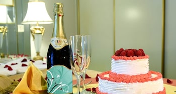 habitat hotel all suites jeddah