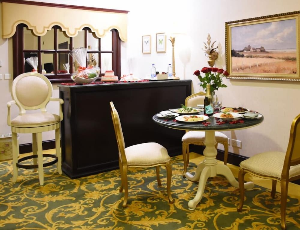 habitat hotel all suites jeddah