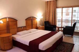 Dolphin Hotel Apartments,Deira>>Bur Dubai,3 star