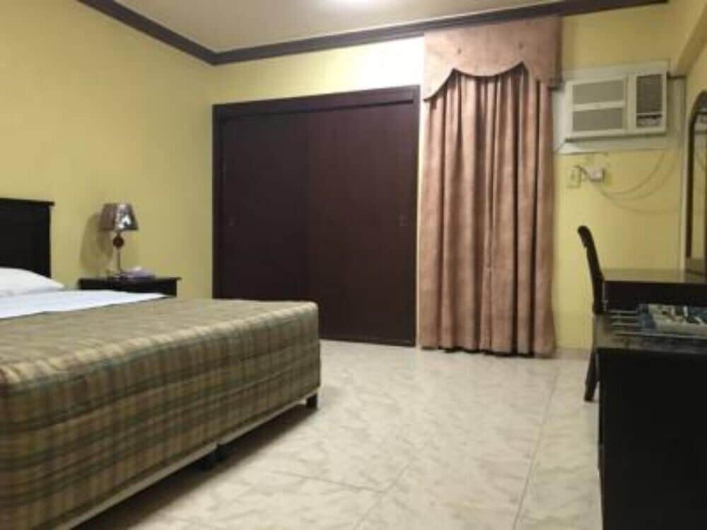 al mousafer hotel riyadh