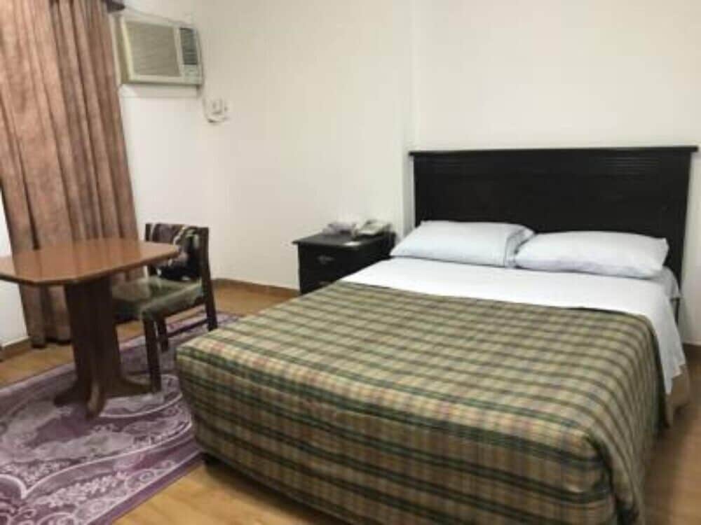al mousafer hotel riyadh
