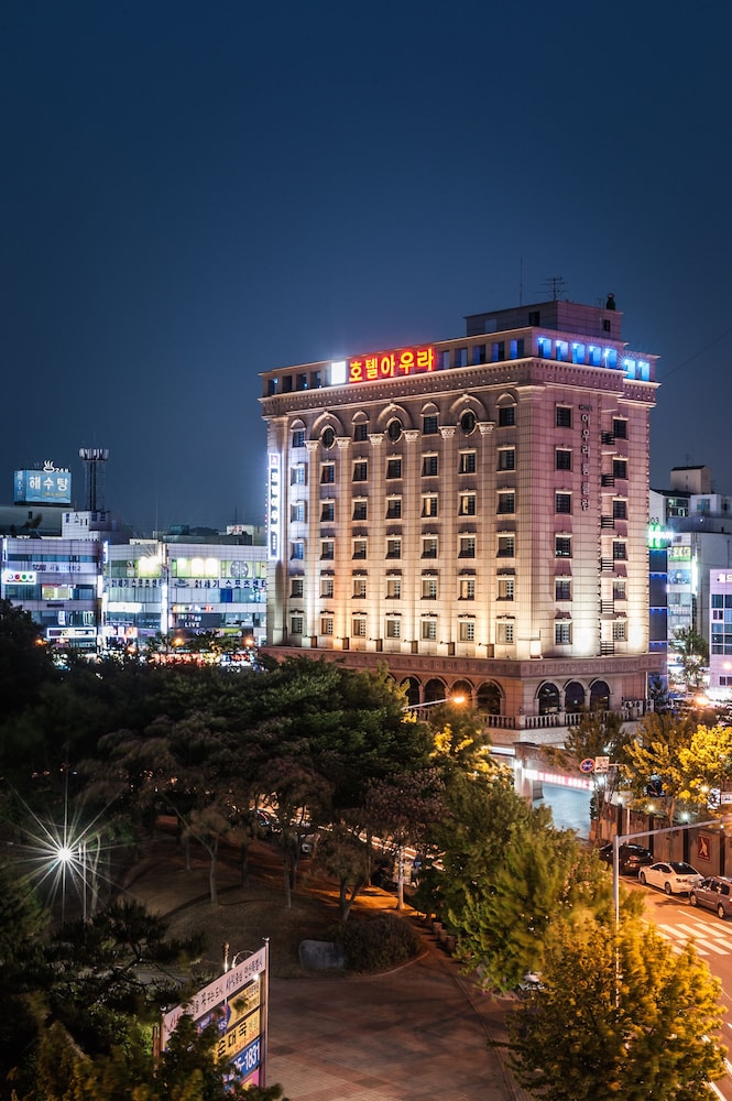 hotel aura