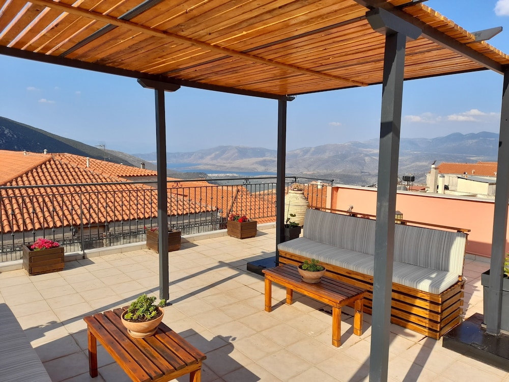 hotel leto delphi