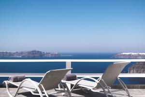 Thireas Hotel,Megalochori>>Fira,4 star