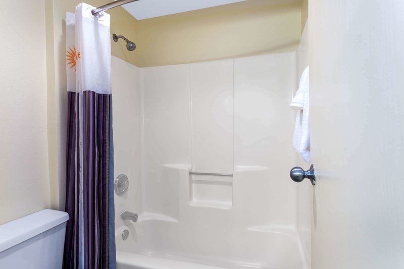 la quinta inn and suites by wyndham orlando south